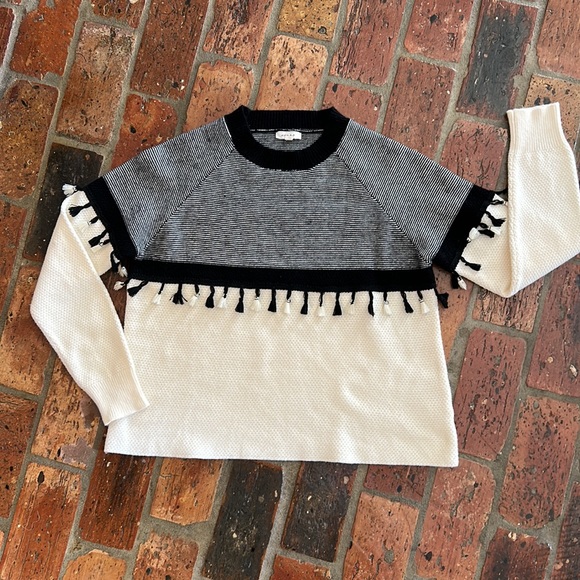 Gilli tassel sweater szM - Picture 9 of 12